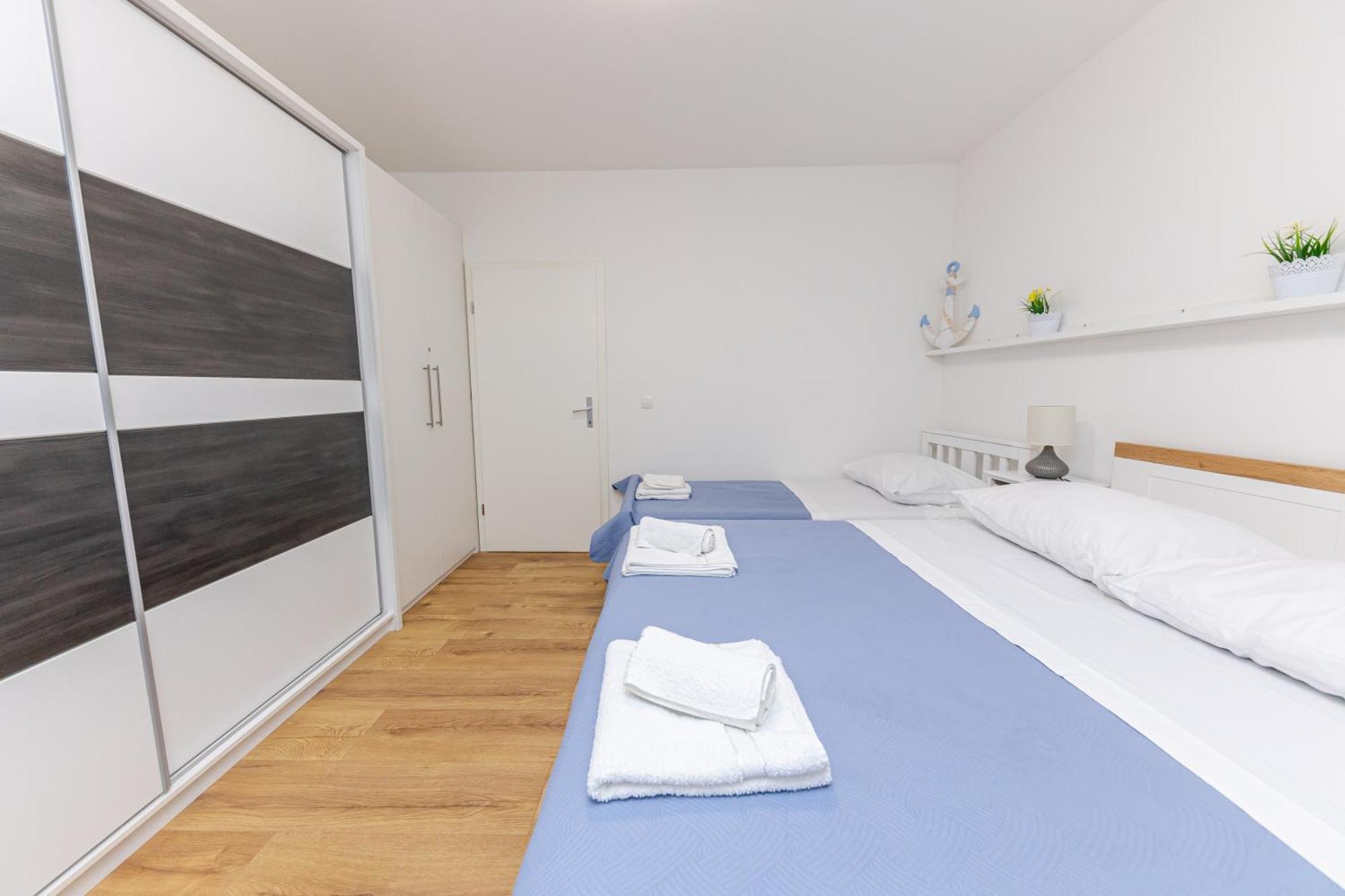 ספליט House Niko M With 6 Apartments מראה חיצוני תמונה