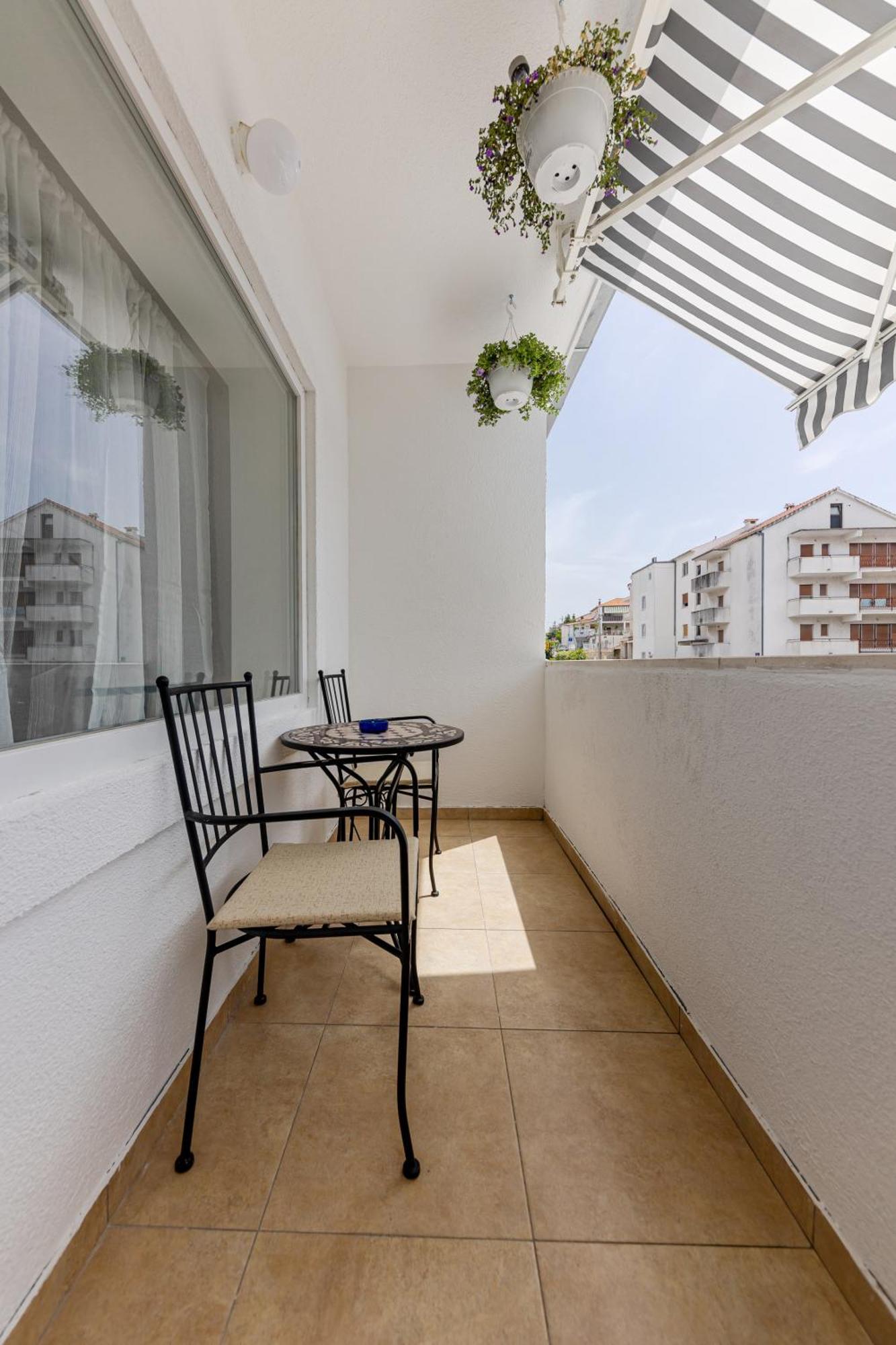 ספליט House Niko M With 6 Apartments מראה חיצוני תמונה