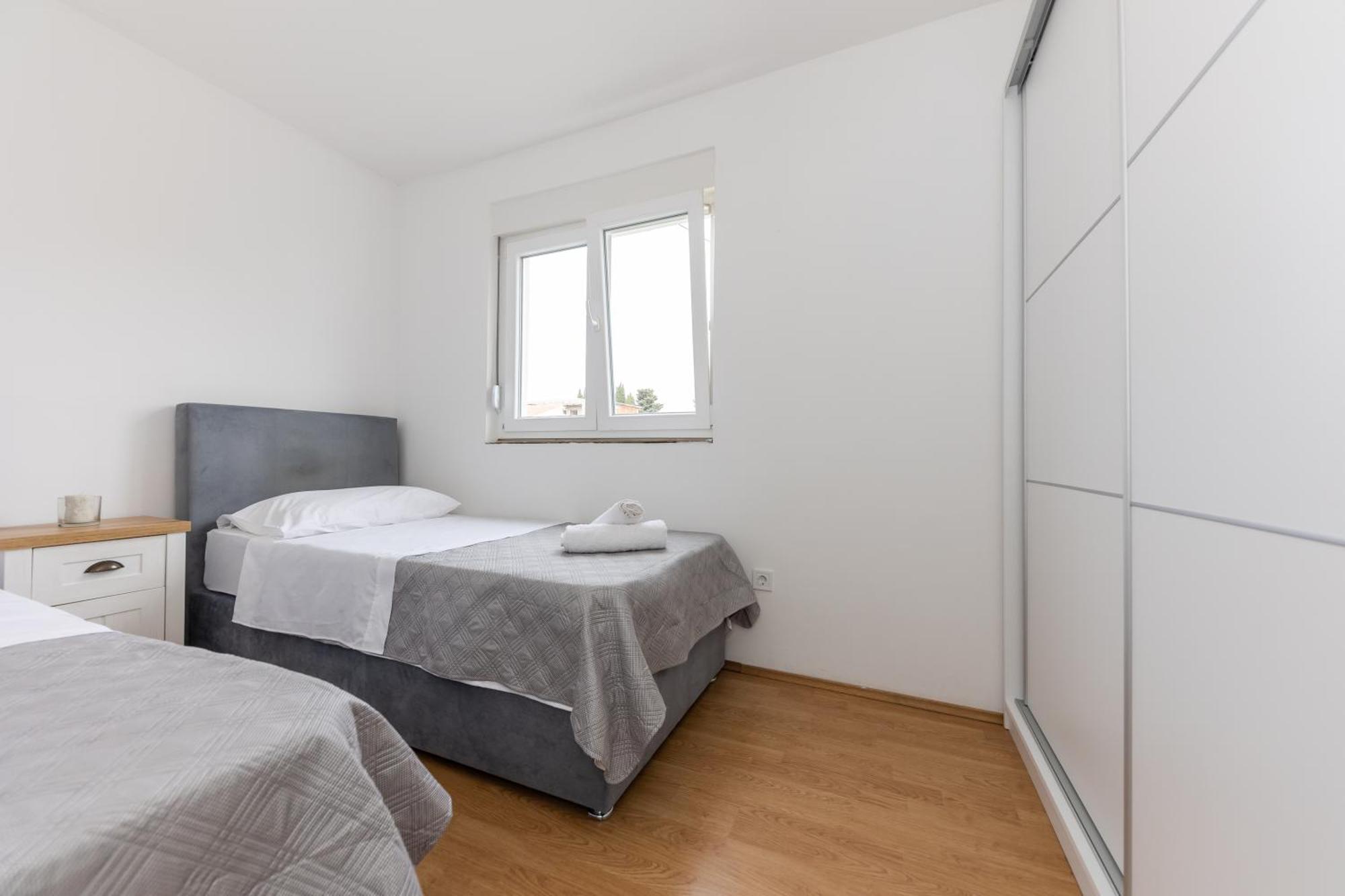 ספליט House Niko M With 6 Apartments מראה חיצוני תמונה