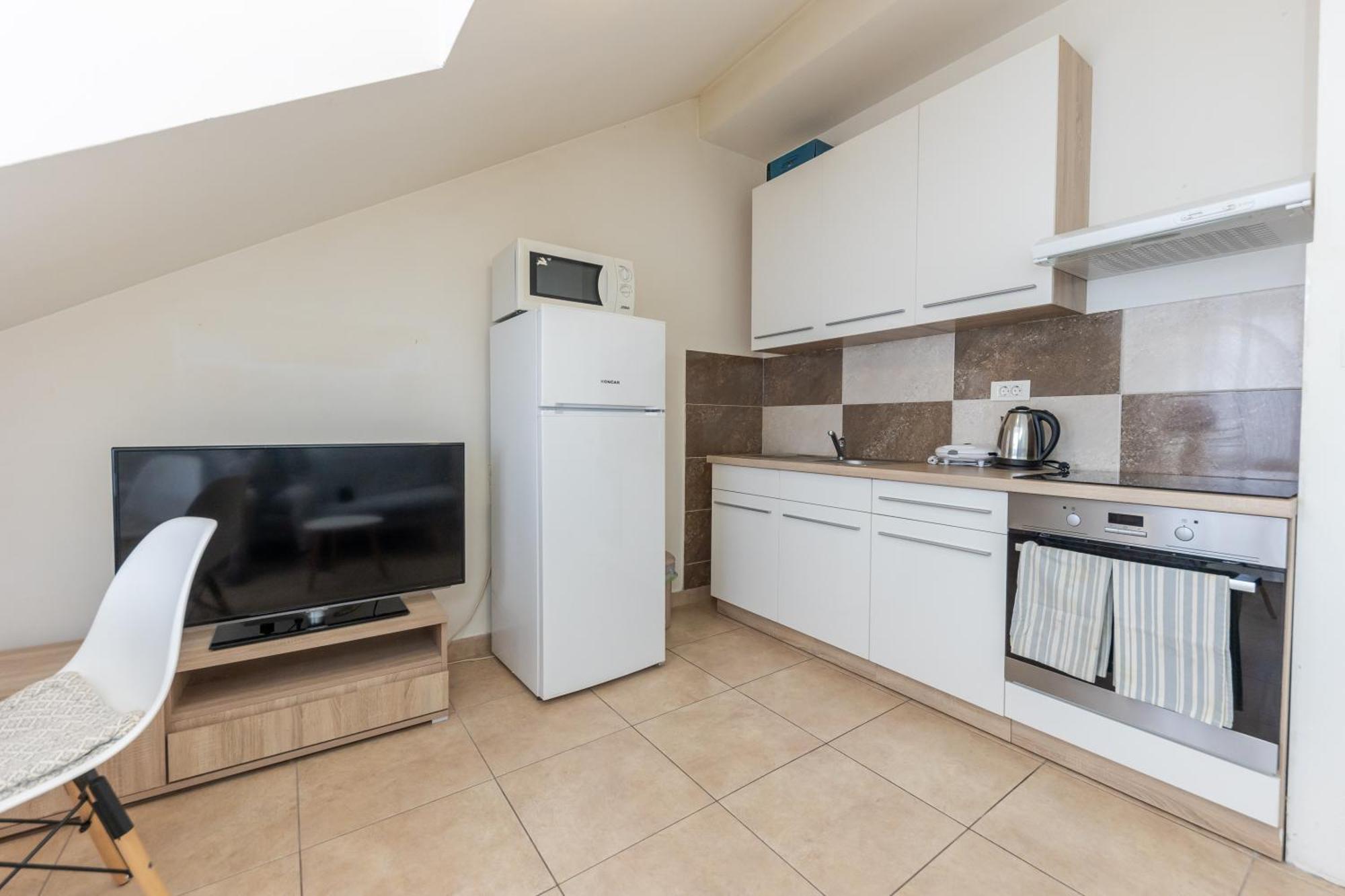 ספליט House Niko M With 6 Apartments מראה חיצוני תמונה